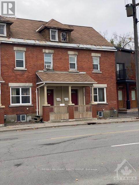 260,262,264 Bronson Avenue Property Photo 2