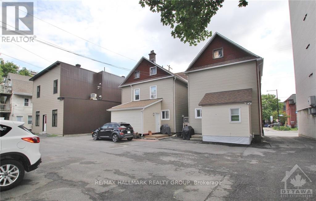 260,262,264 Bronson Avenue Property Photo 5