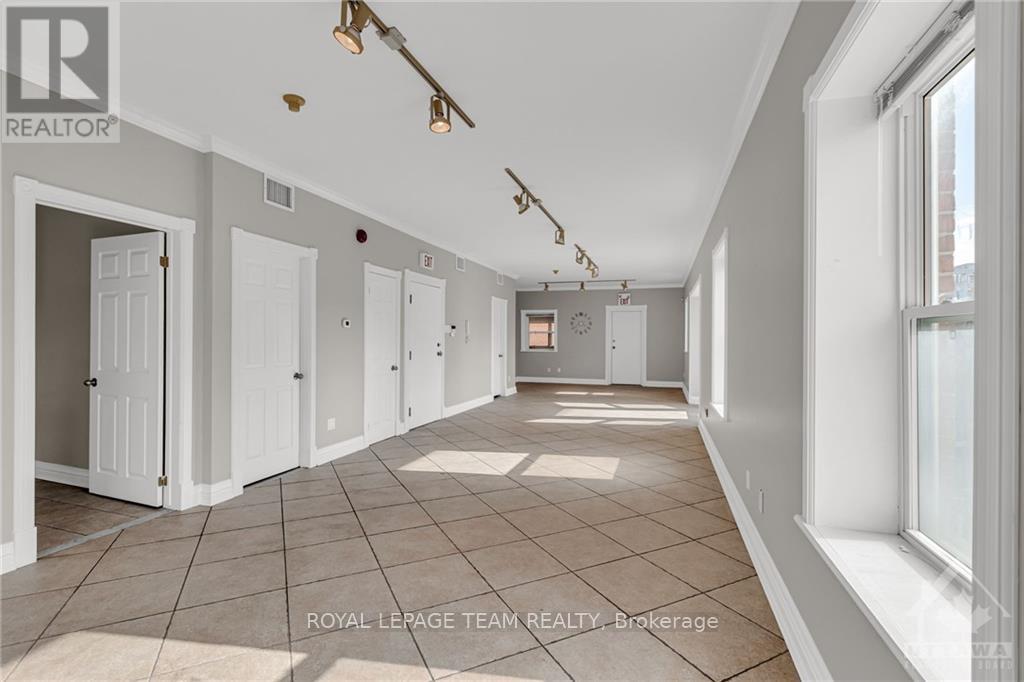 300 - 309 Bank Street Property Photo 15