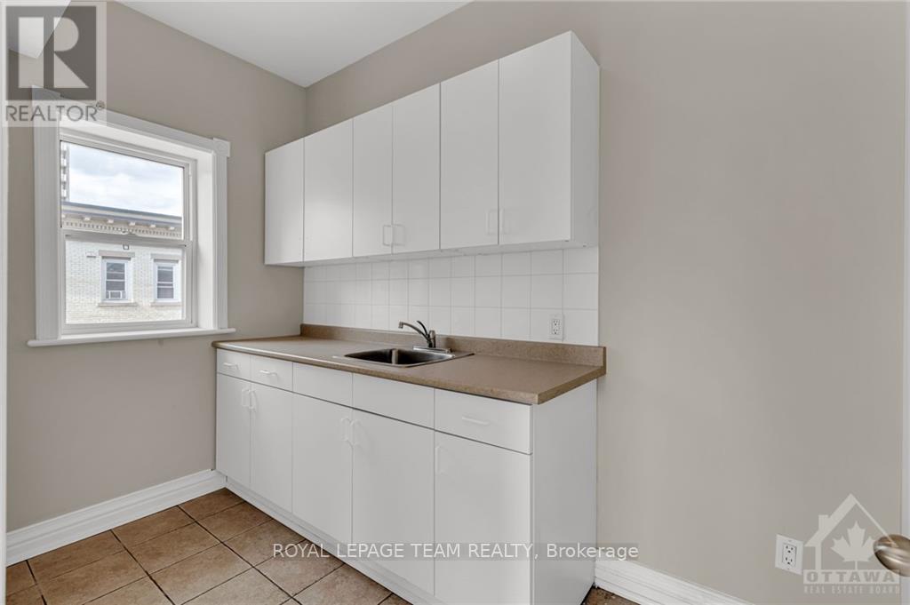 300 - 309 Bank Street Property Photo 19