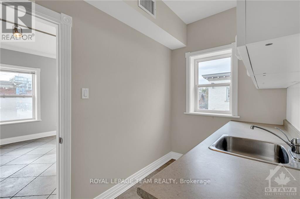 300 - 309 Bank Street Property Photo 21