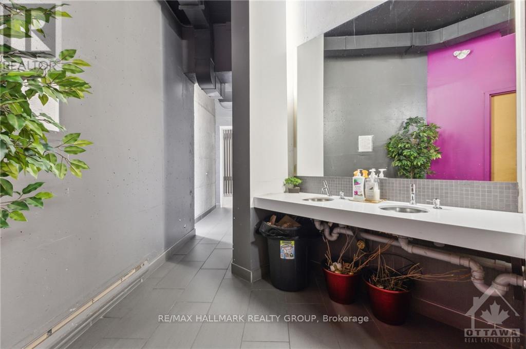 A1 - 450 Rideau Street Property Photo 16