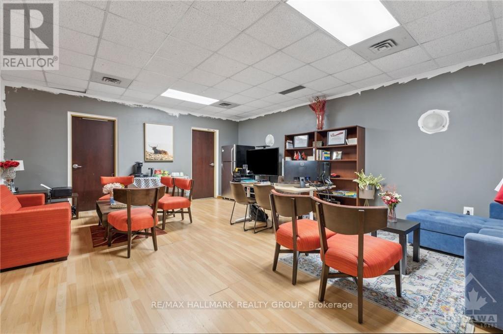 A1 - 450 Rideau Street Property Photo 19