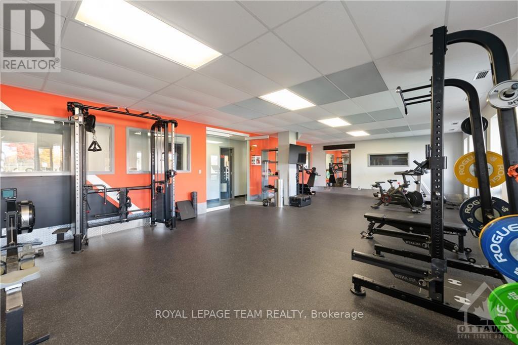 46 Colonnade Road Property Photo 11