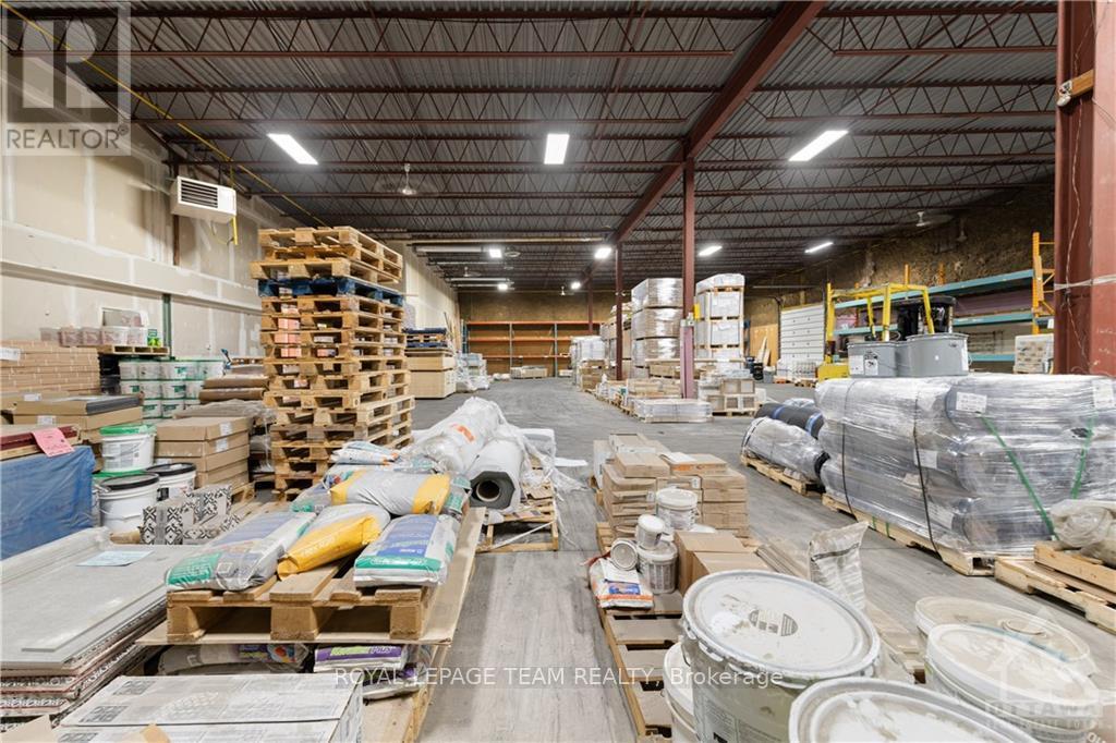 46 Colonnade Road Property Photo 21