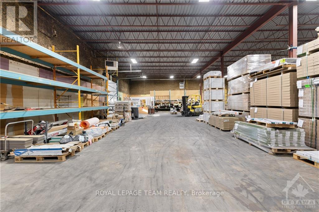 46 Colonnade Road Property Photo 25