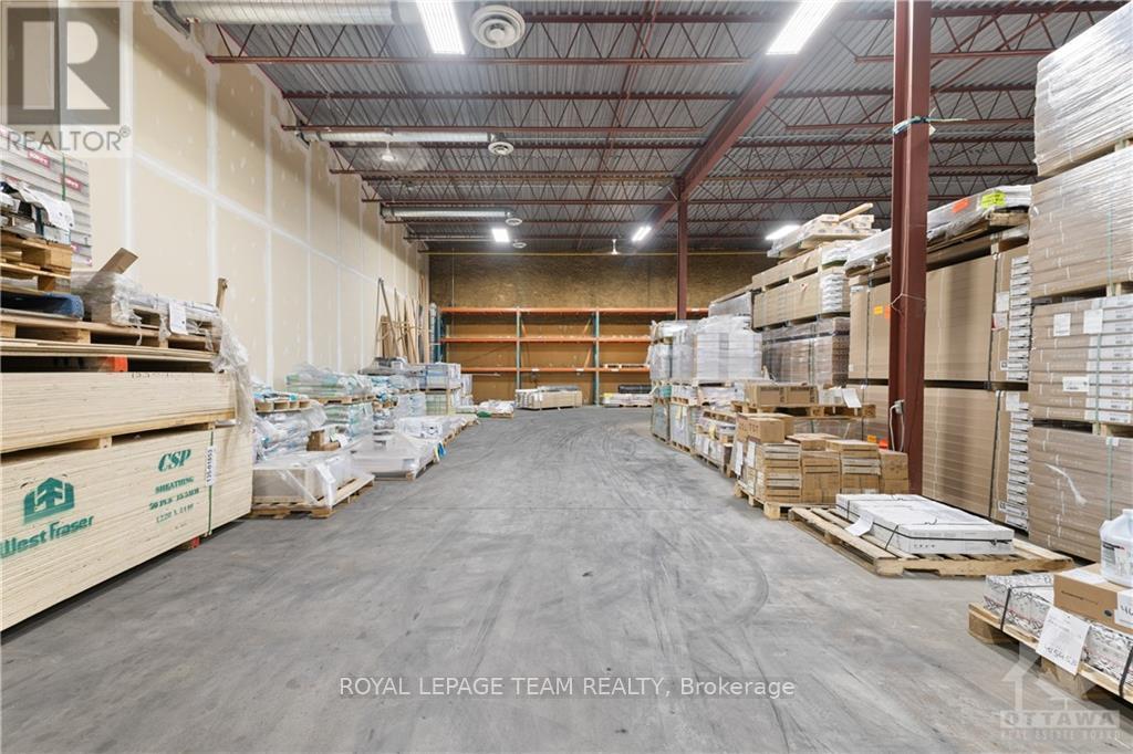46 Colonnade Road Property Photo 26