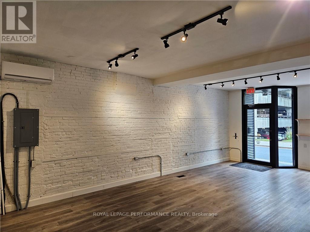 105 Pitt Street Property Photo 6