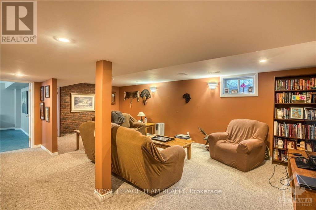 6443 Martin Street Property Photo 17
