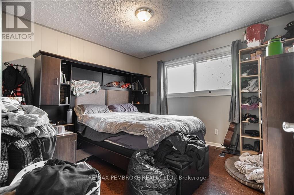 632 First Avenue Property Photo 7