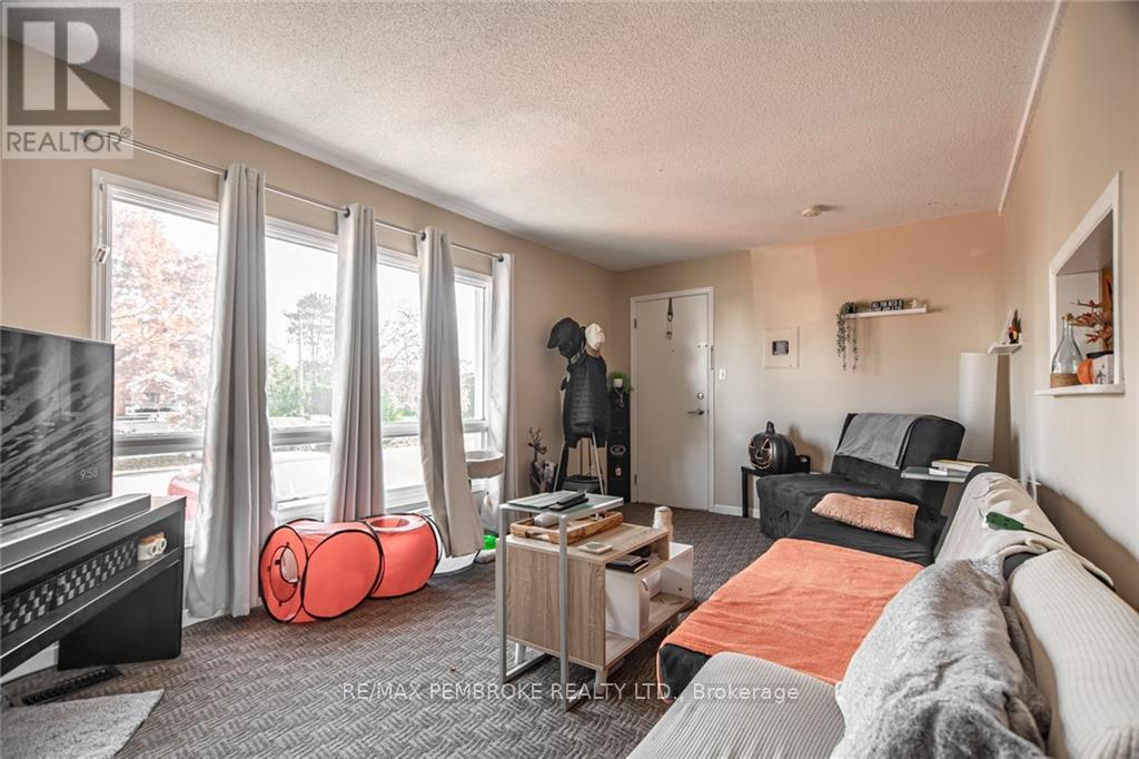 632 First Avenue Property Photo 17