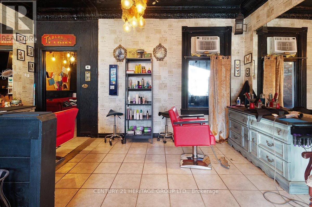 355 Barton Street E Property Photo 7