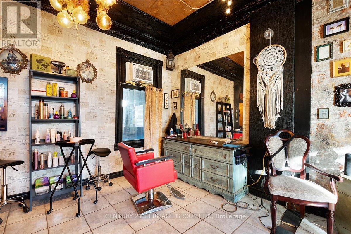 355 Barton Street E Property Photo 17