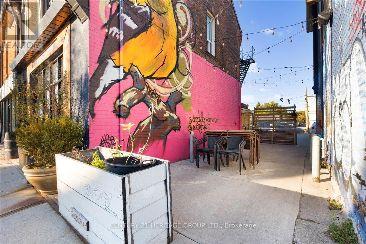 355 Barton Street E Property Photo 21