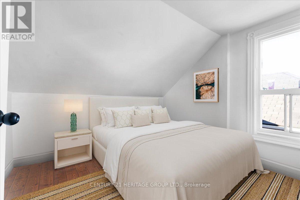 355 Barton Street E Property Photo 35