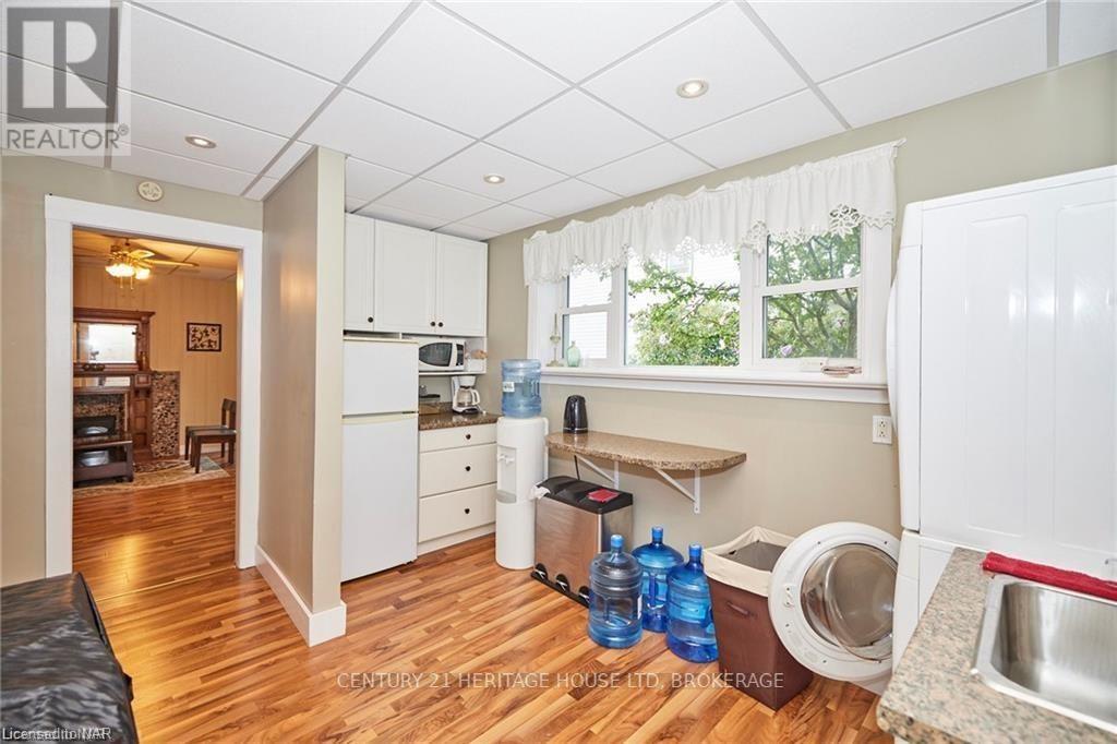In 2nd Floor - 355 Ridge Road N Property Photo 31