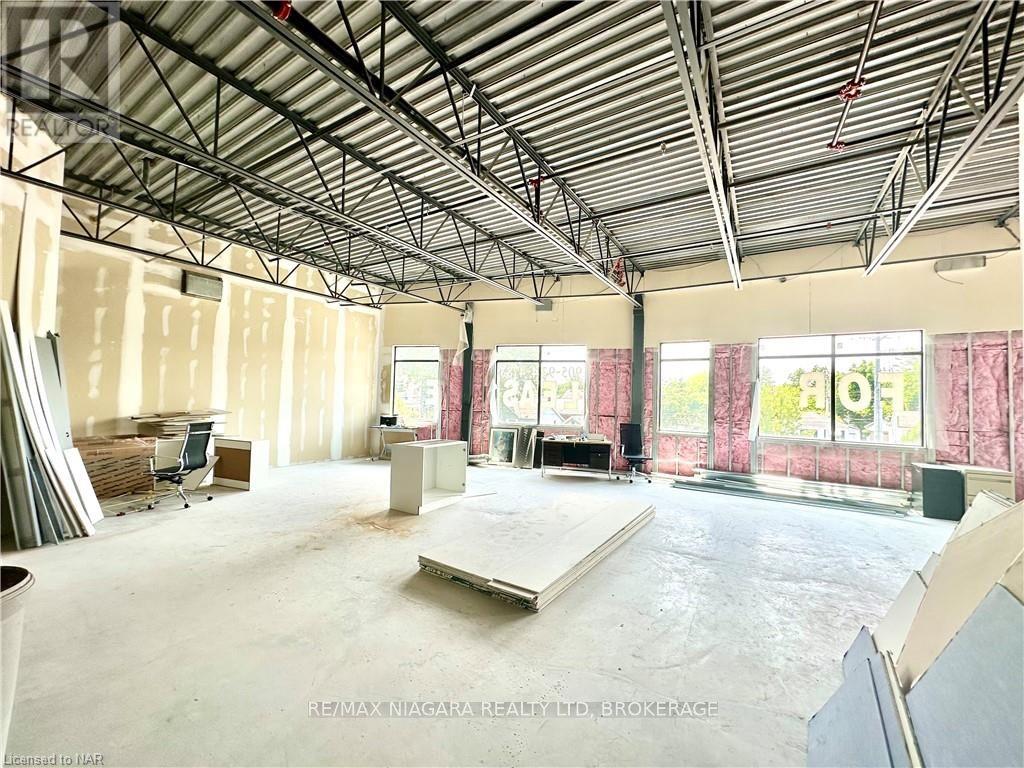 206 - 359 Carlton Street Property Photo 3