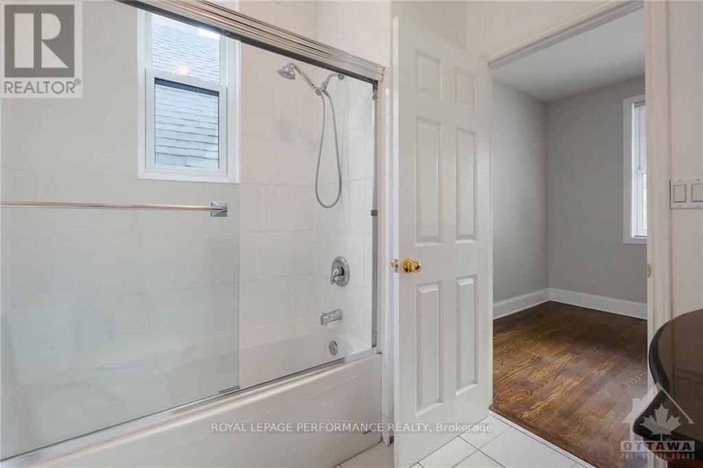 121-123 York Street Property Photo 24