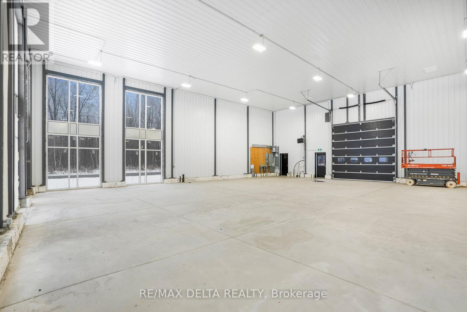 A1 - 1750 Stamp Road Property Photo 4