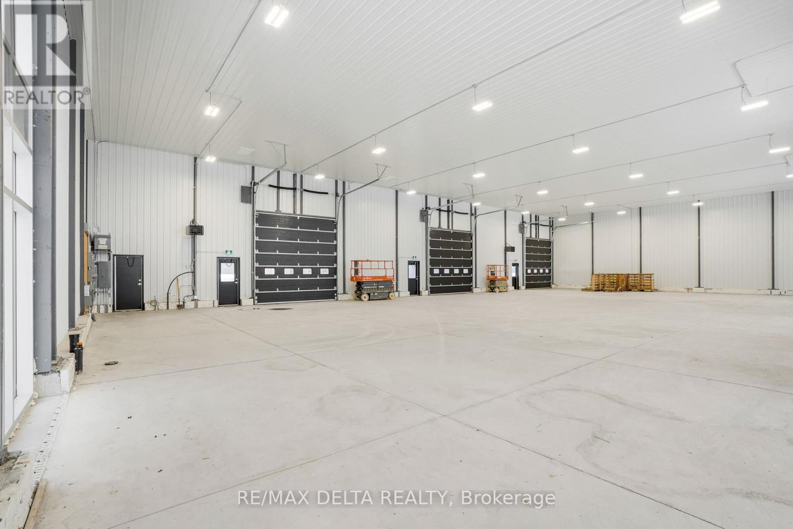 A1 - 1750 Stamp Road Property Photo 8