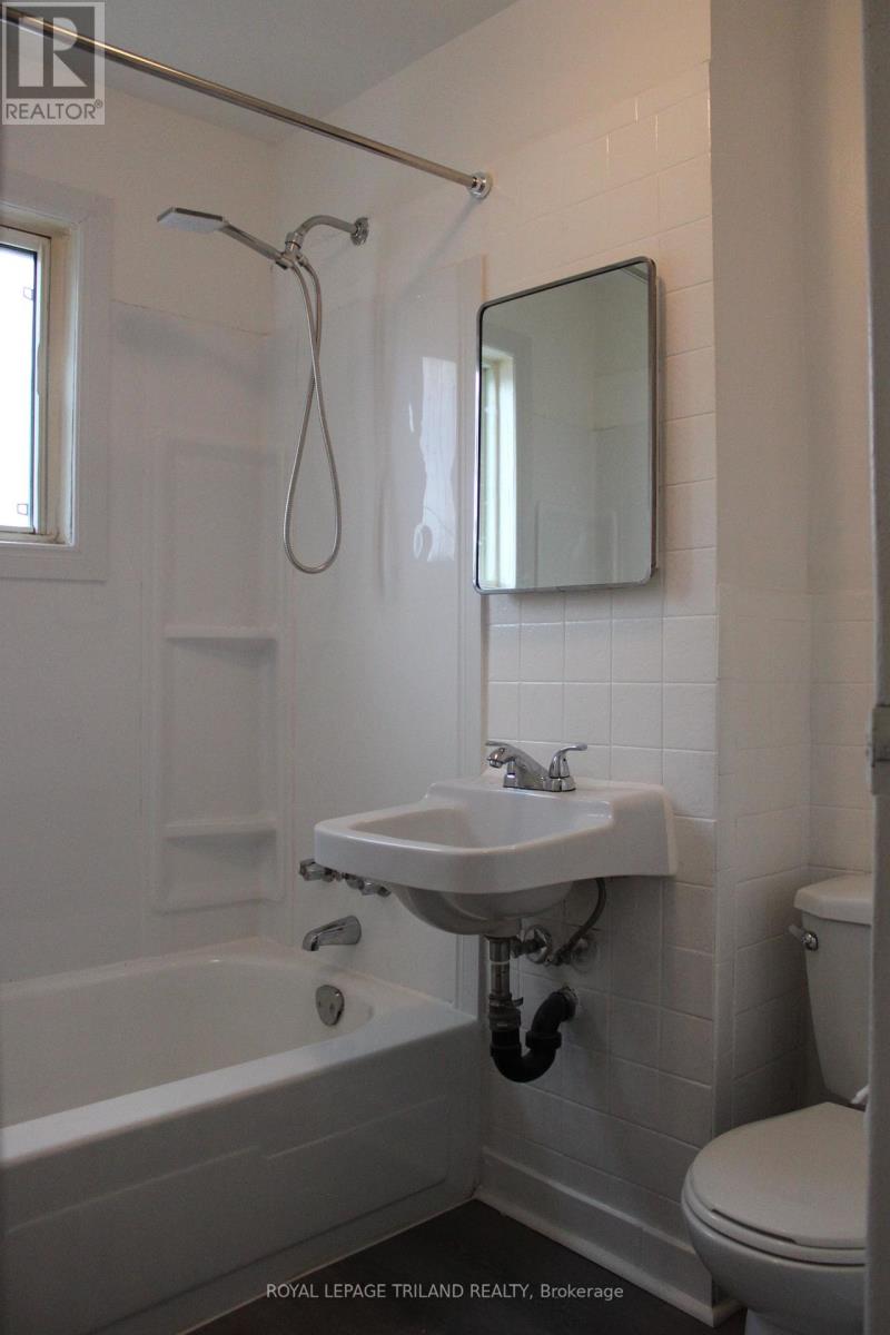 D - 508 Horton Street E Property Photo 10