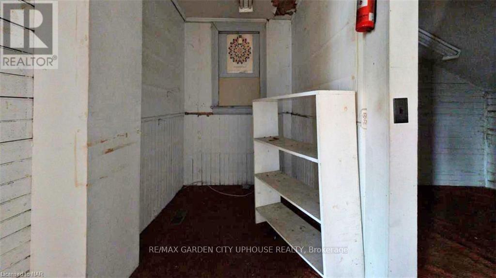 71 Queen Street Property Photo 12