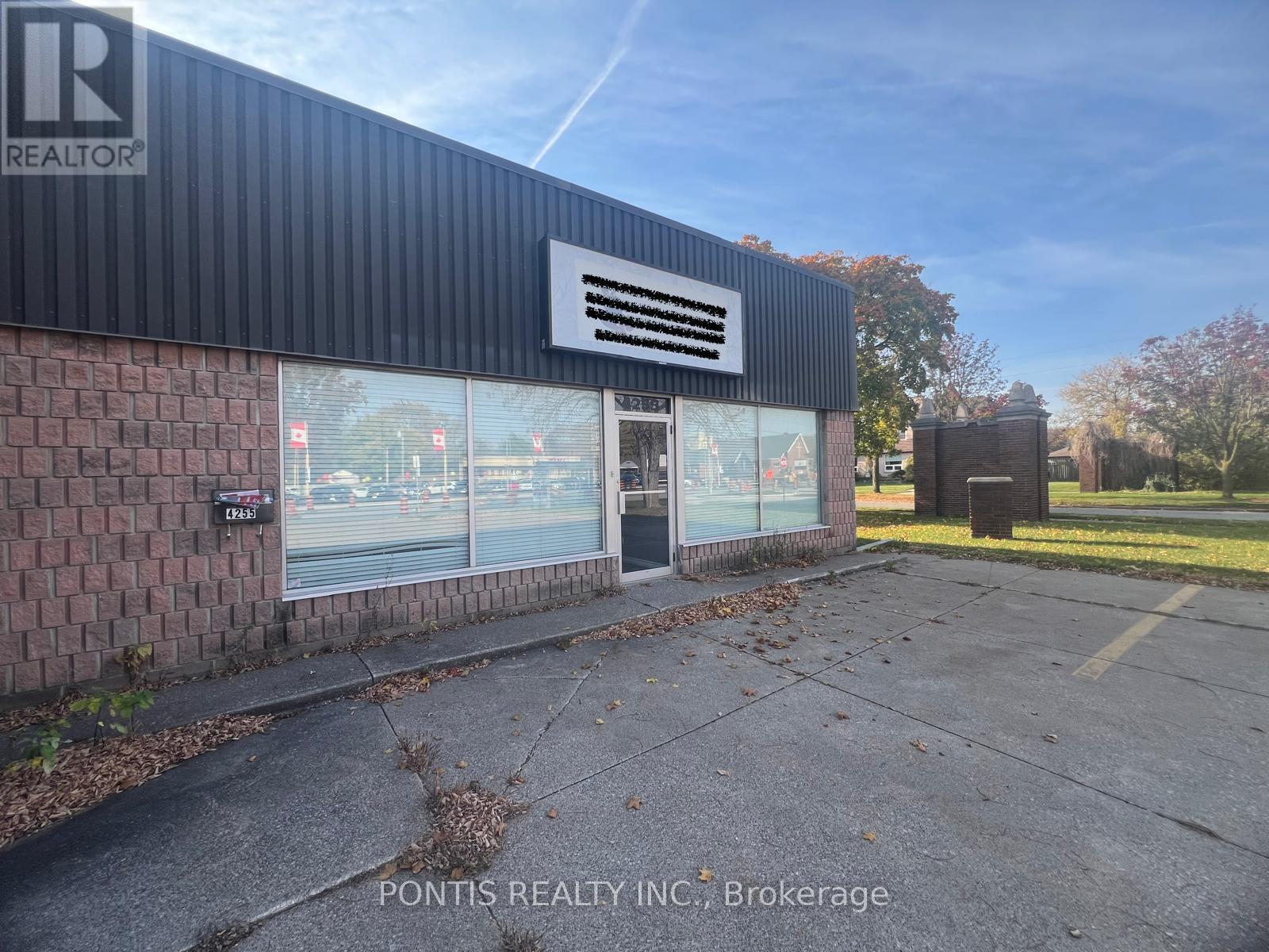 D - 4255 Tecumseh Road E Property Photo 2