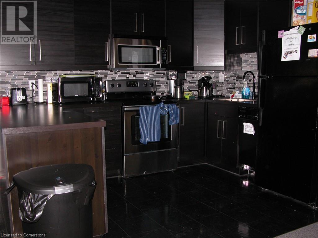 12 Ferguson Avenue N Property Photo 10