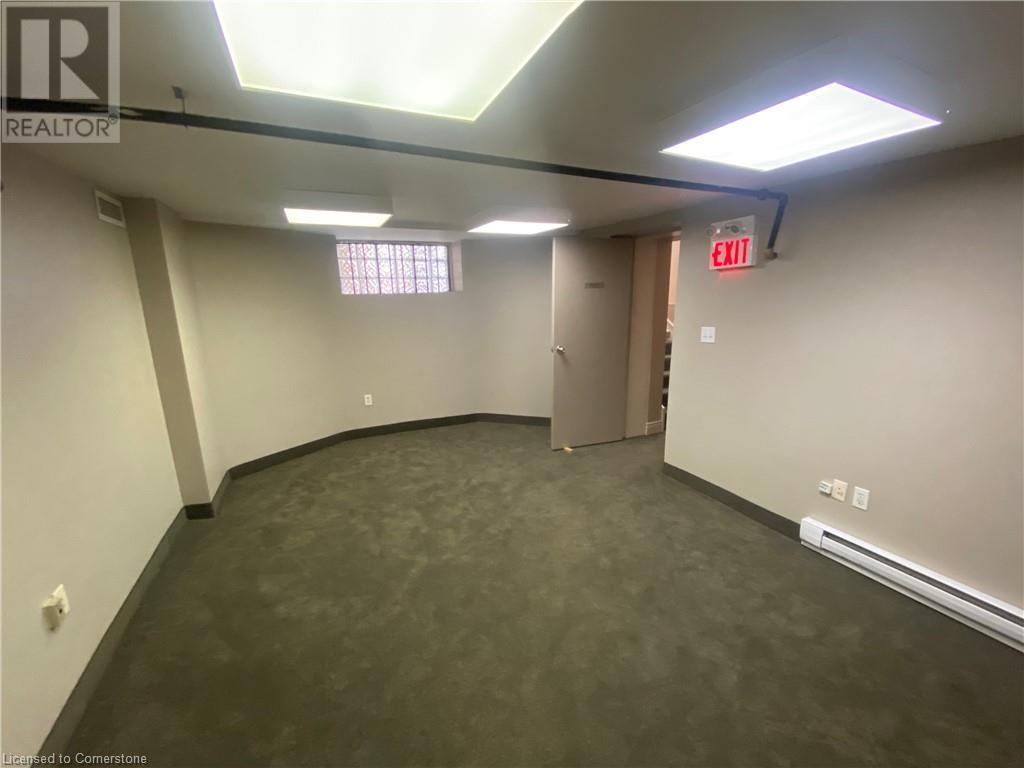 583 Main Street E Property Photo 7