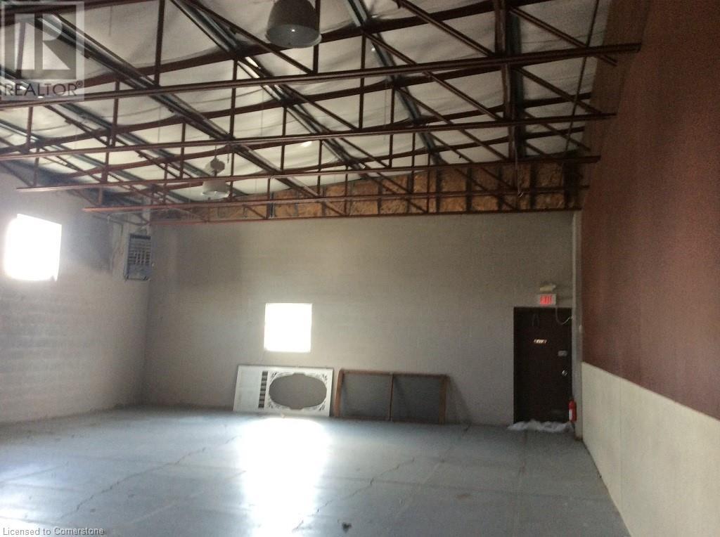408 Catherine Street Property Photo 7