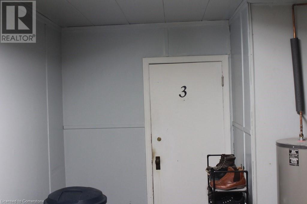 408 Catherine Street Property Photo 11