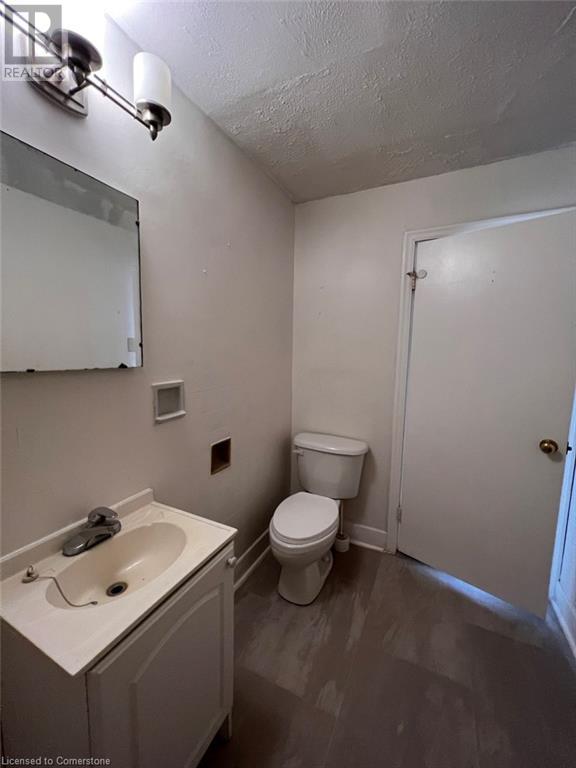 408 Catherine Street Property Photo 17