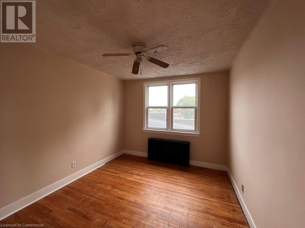 408 Catherine Street Property Photo 20