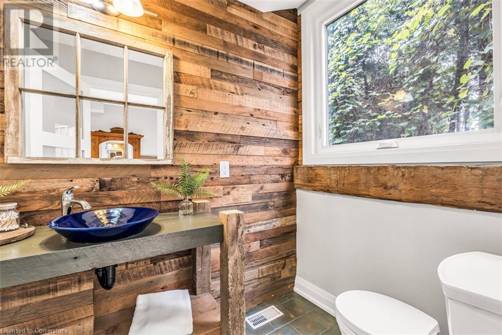 1399 Safari Road Property Photo 41
