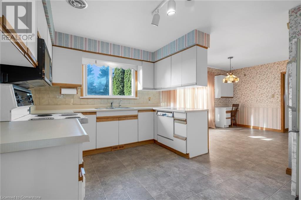3762-3766 Greenlane Road Property Photo 12