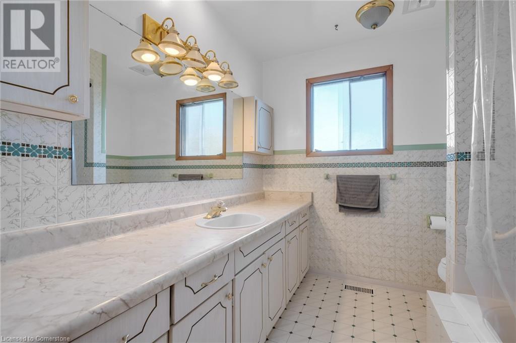 3762-3766 Greenlane Road Property Photo 15