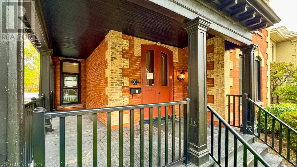 203 Macnab Street S Property Photo 6