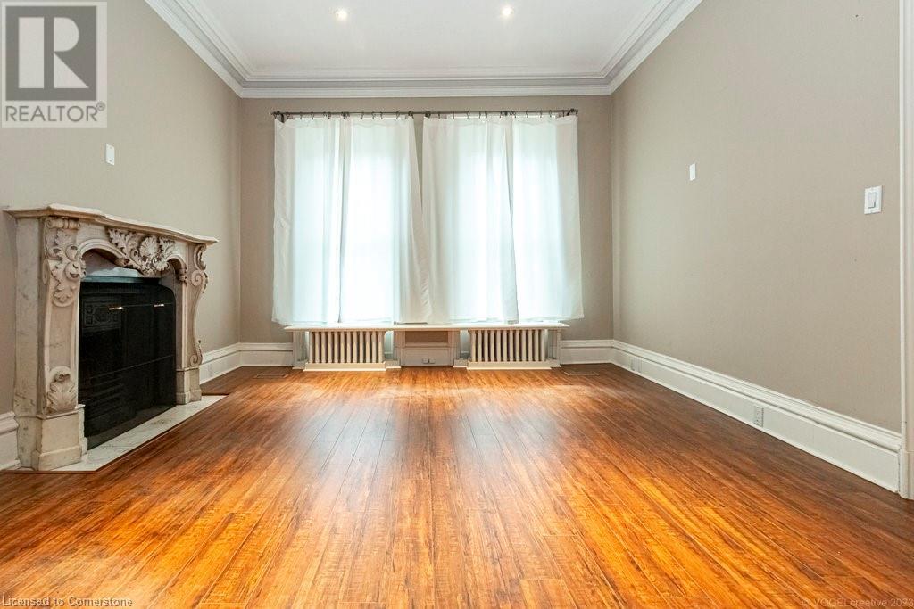 203 Macnab Street S Property Photo 9