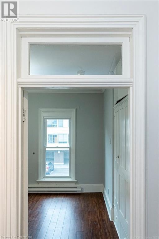 203 Macnab Street S Property Photo 22