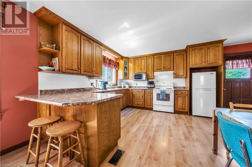 4932 Fly Road Property Photo 10