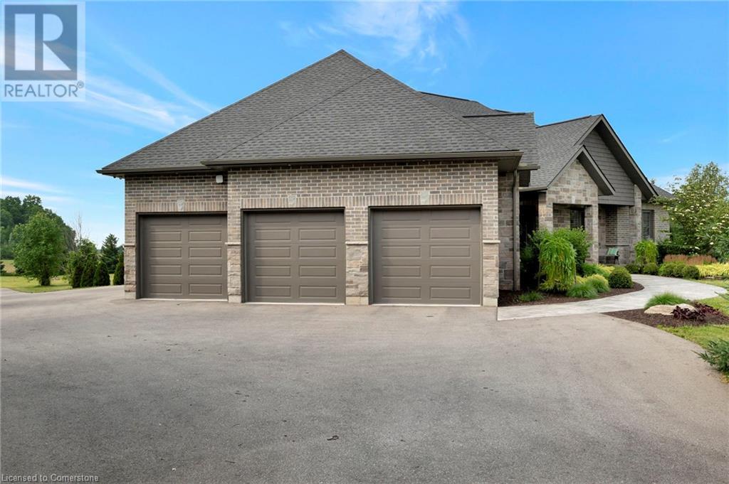 285794 - B Airport Road Property Photo 5