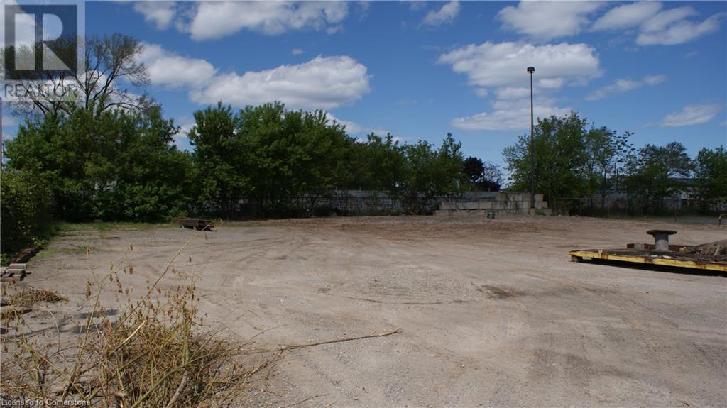 65 Brant Street Property Photo 5
