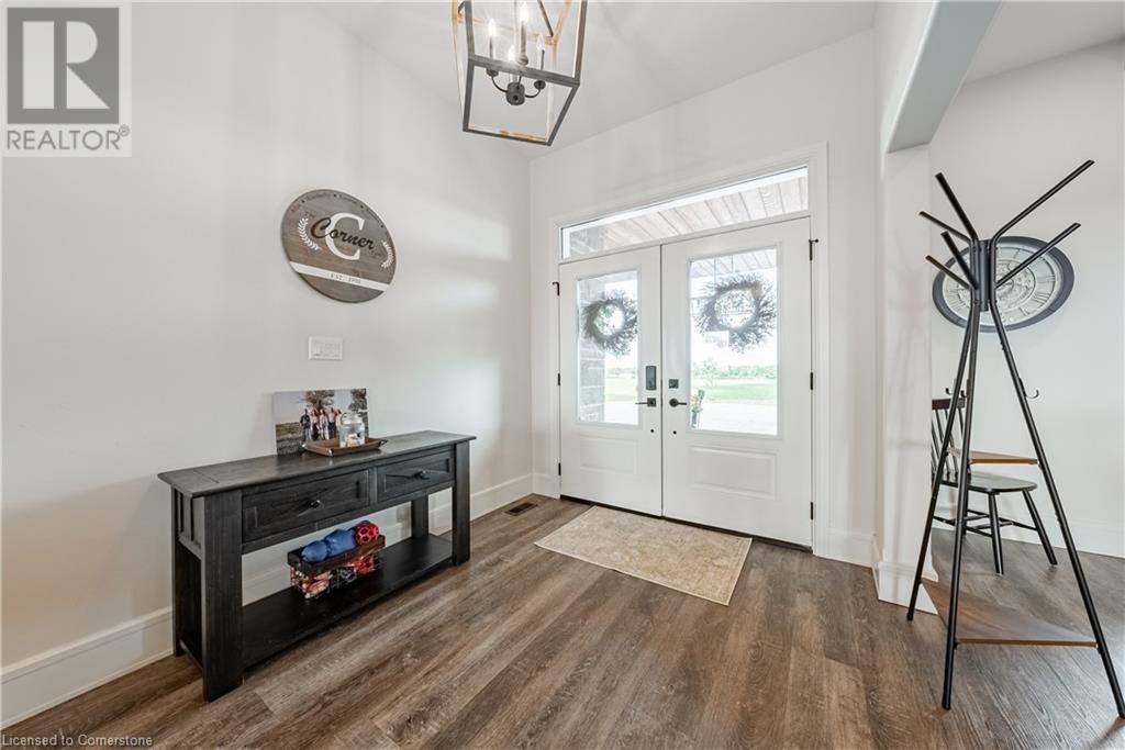 4 Middleport Road Property Photo 4