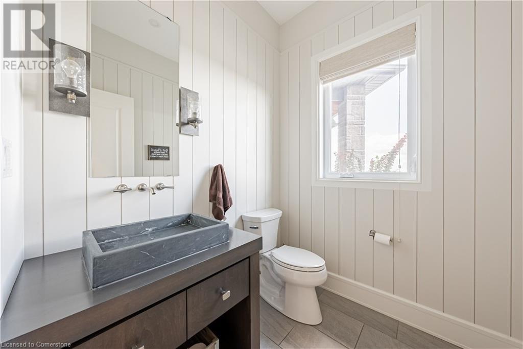 4 Middleport Road Property Photo 24