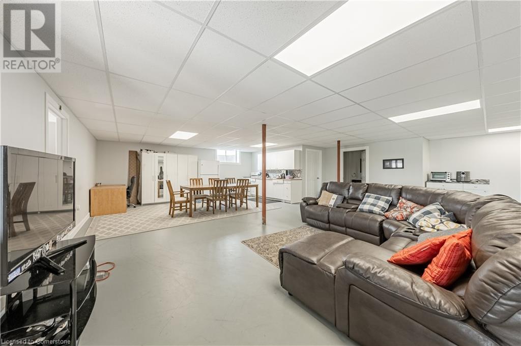 4 Middleport Road Property Photo 26
