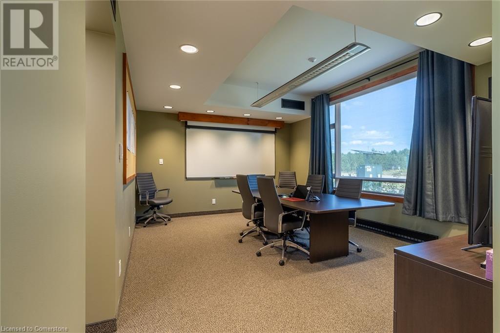 13 Commerce Court Property Photo 8