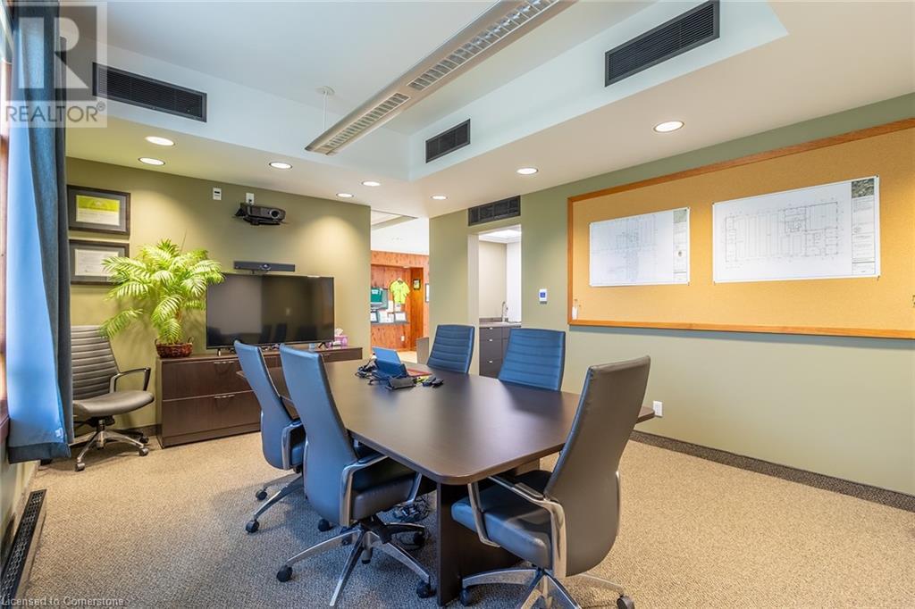 13 Commerce Court Property Photo 9