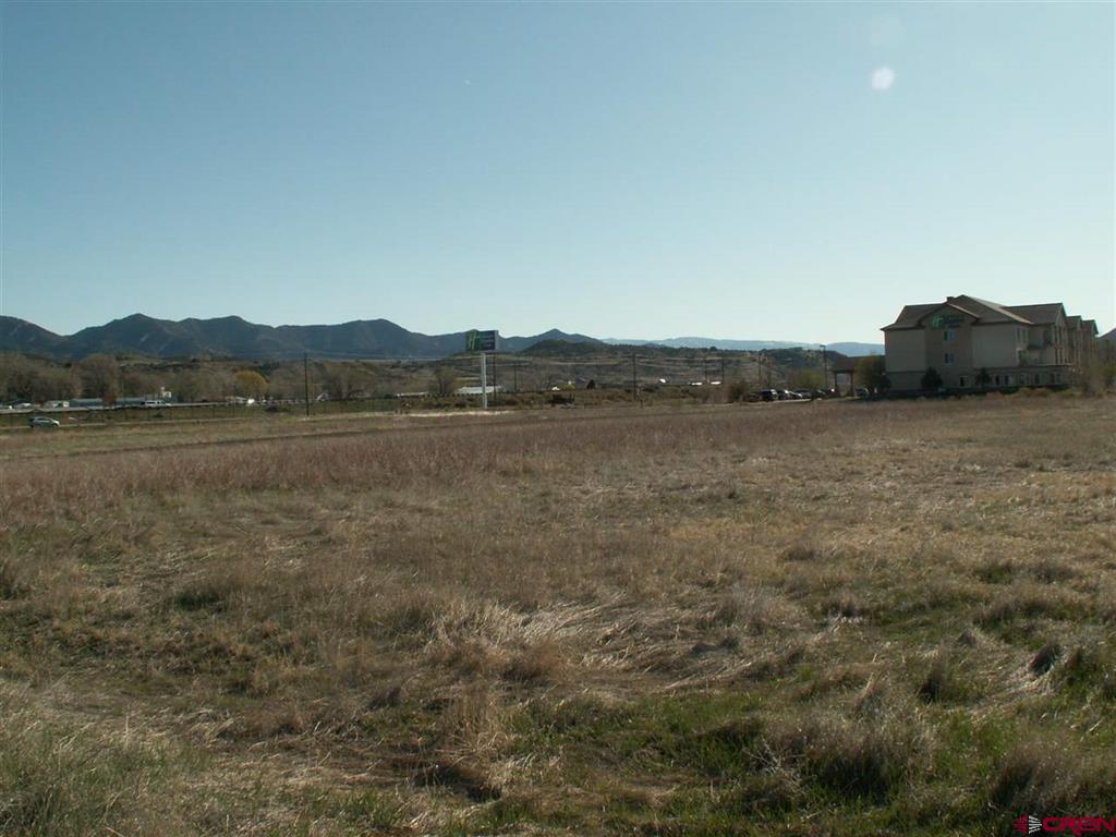 1421 River Frontage Road Property Photo 6