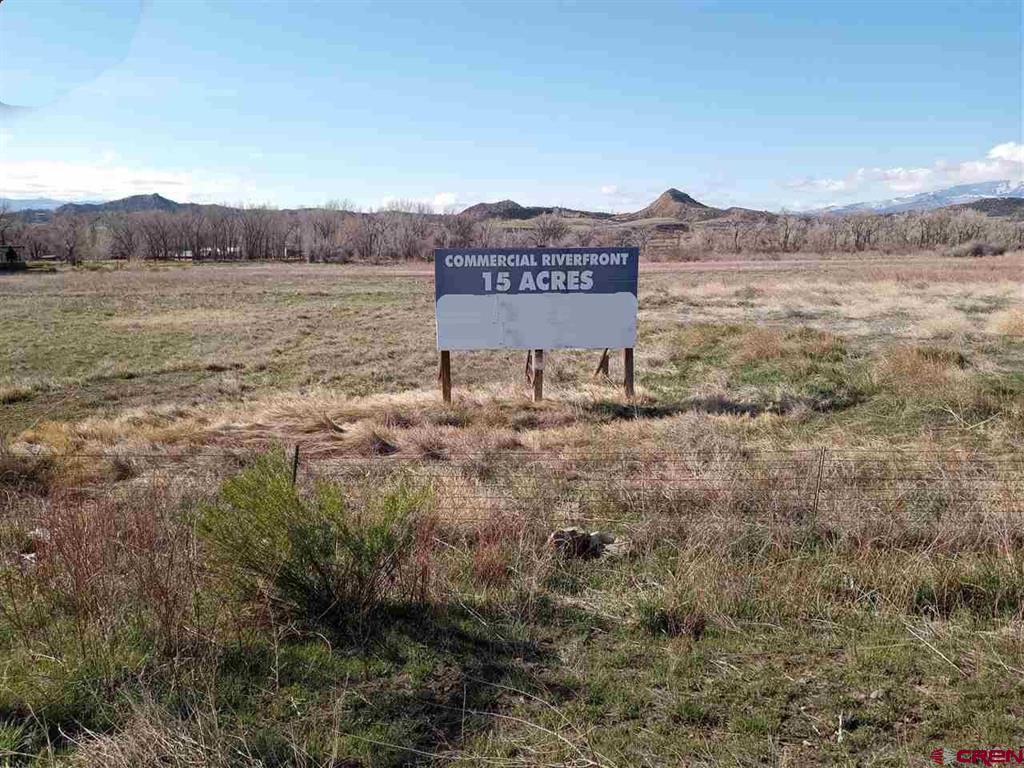 1421 River Frontage Road Property Photo 10