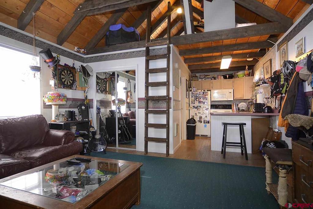 308 Whiterock Avenue Property Photo 13